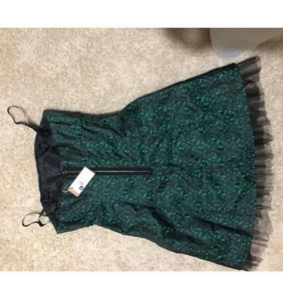 Cocktail Dress - Picture 5 of 6